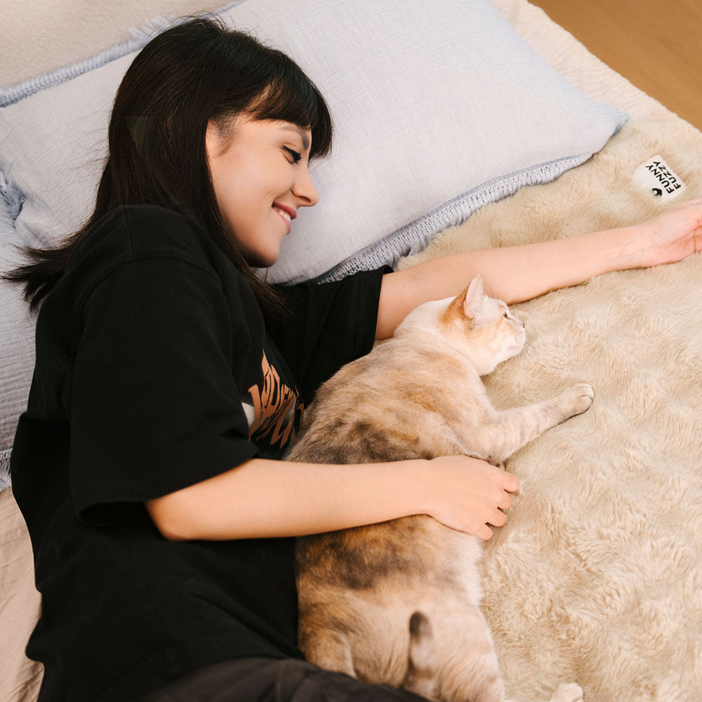 Cozy Plush Warm Washable and Portable Pet Mat - ThermoPad