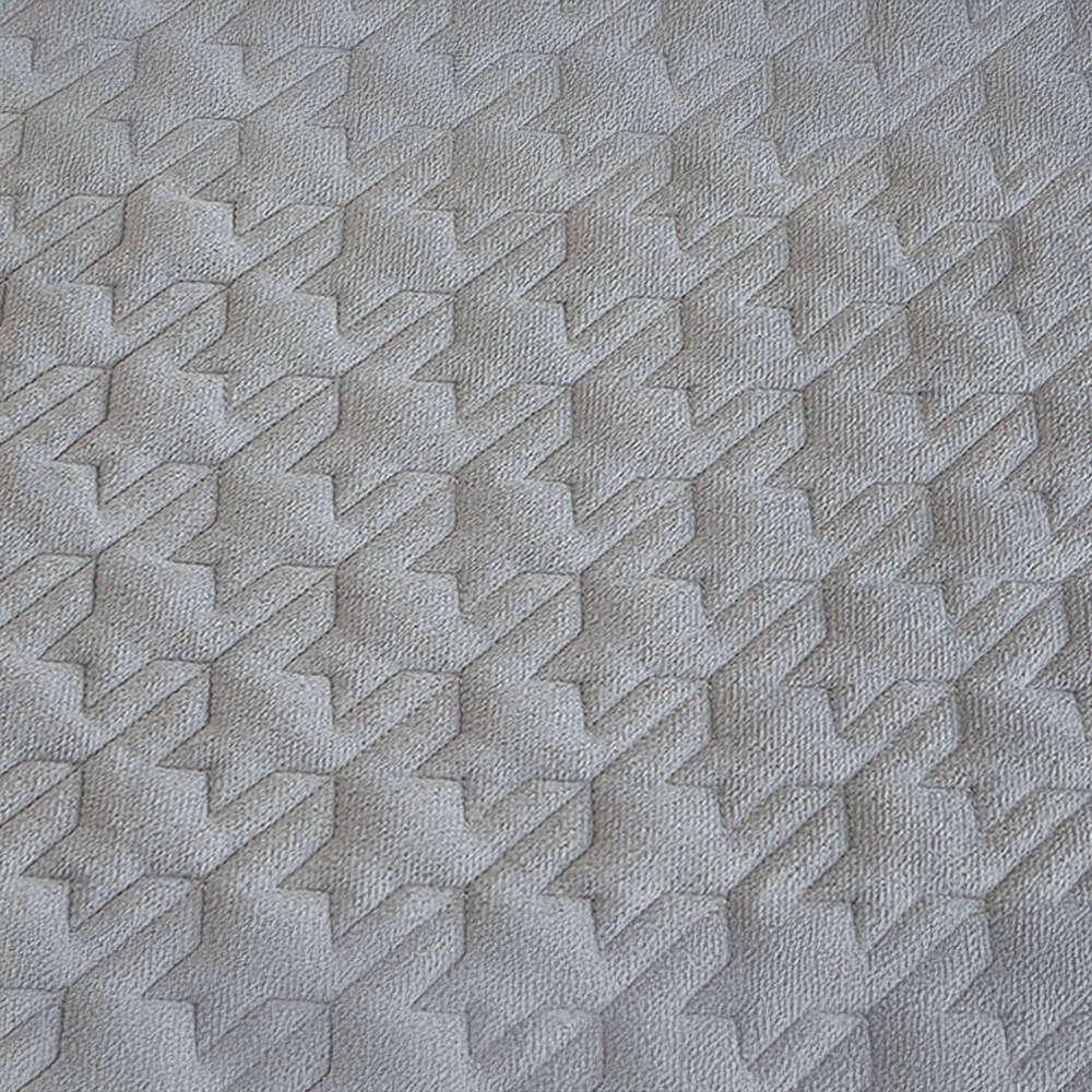 Luxueux ensemble de draps antidérapants brodés en velours cristal avec jupe de lit