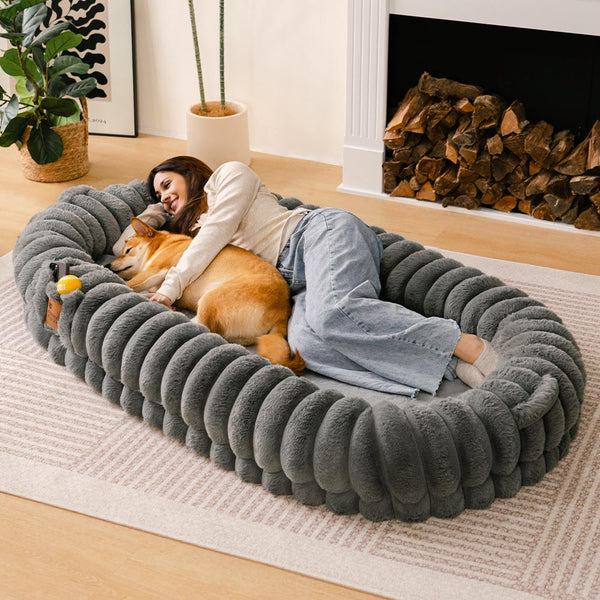 Cama clásica de perros humanos de donas súper grandes y esponjosas - Cuddle Cradle