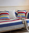 Bunt gestreifter, gesteppter Sofa-Chic-Schutz, bequemer Couchbezug