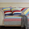 Bunt gestreifter, gesteppter Sofa-Chic-Schutz, bequemer Couchbezug