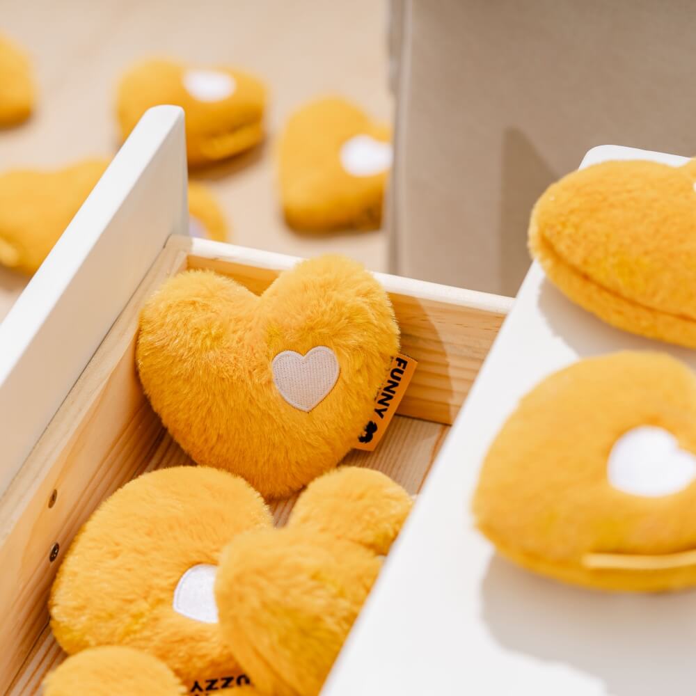 Juguete para perros chillido de corazón de corazón fundofuzzy