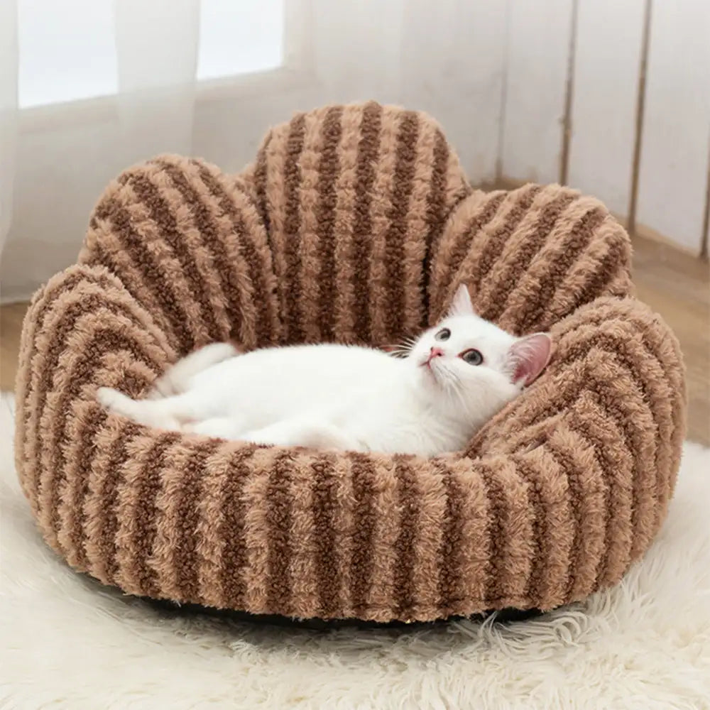 Petal-Shaped Striped Plush Pet Sofa Bed