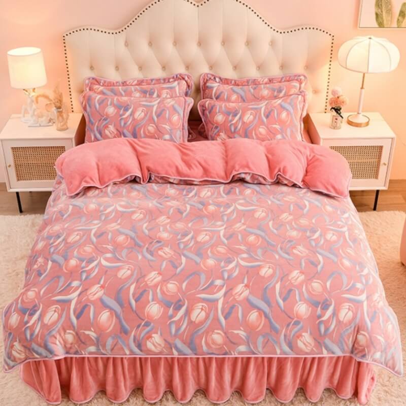 Ensemble de draps en velours de lait doux à motif de feuilles modernes avec jupe de lit